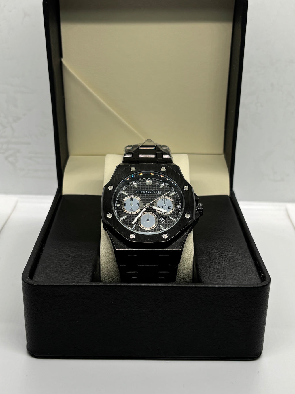 Audemars Piguet Stainless-Steel Chronograph Watch – Textured Grey Dial | Multi-Subdial Display | Bold Sport-Luxury Design