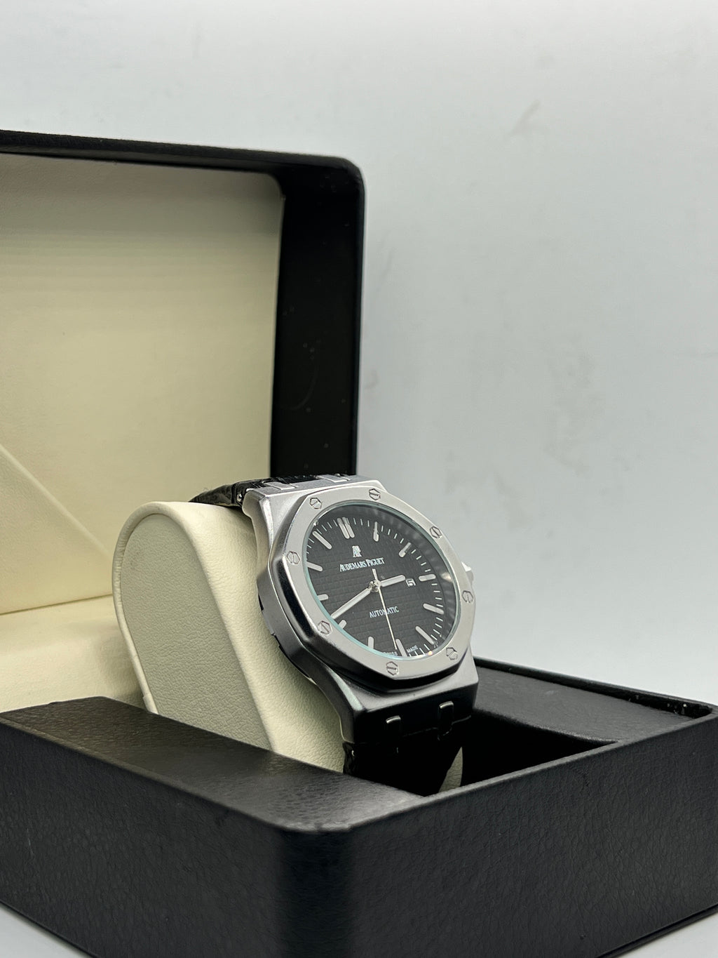 Audemars Piguet Royal Oak Automatic – Black Dial
