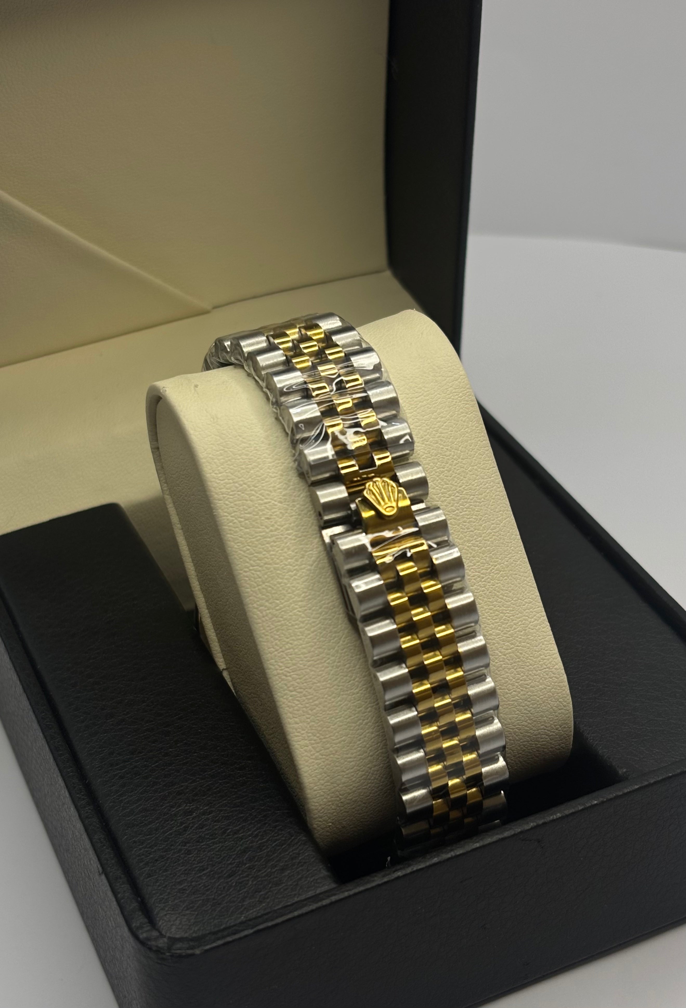 Rolex-Luxury Two-Tone Diamond Bezel Date Watch – Black Dial