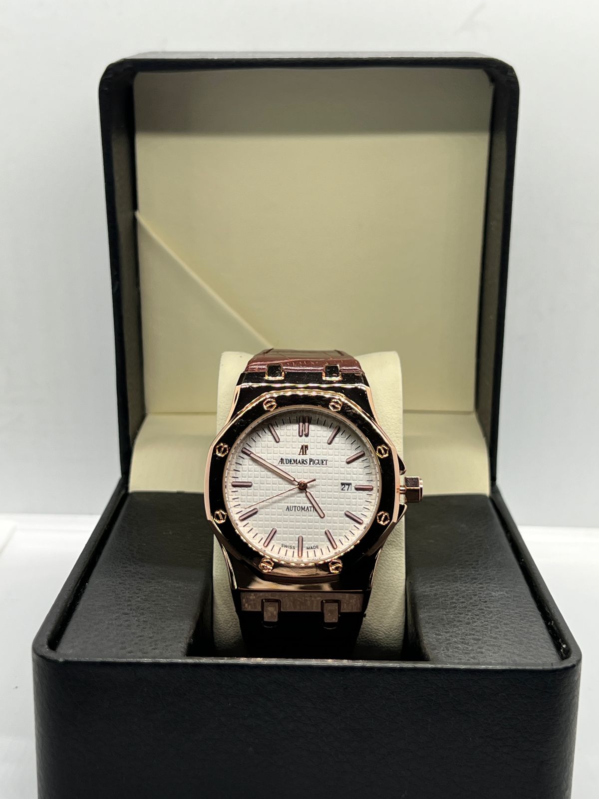 Audemars Piguet Royal Oak Automatic – Rose Gold Tone