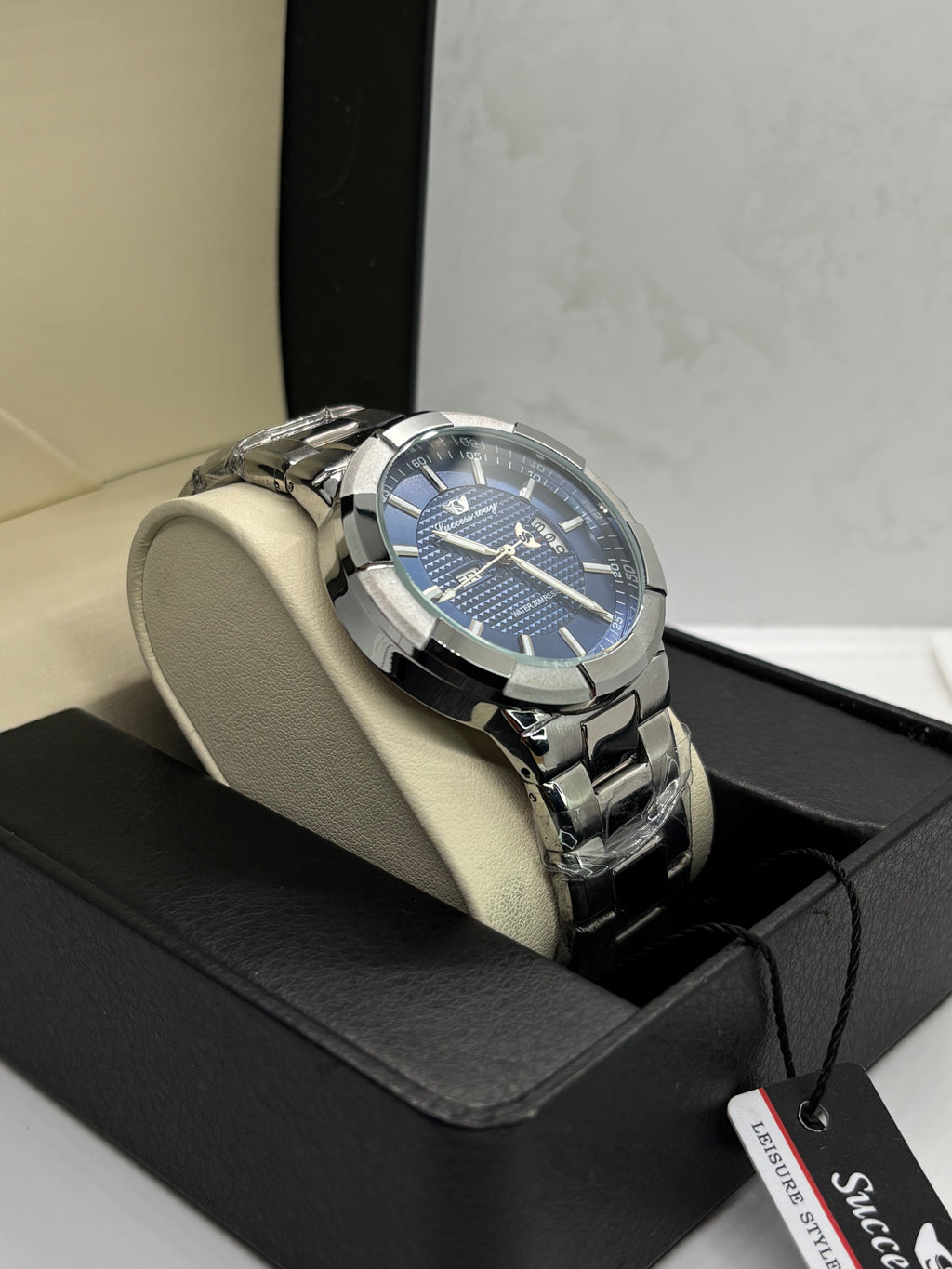Success Way-Luxury Stainless– Blue Textured Dial | Day-Date Display | Polished Bracelet