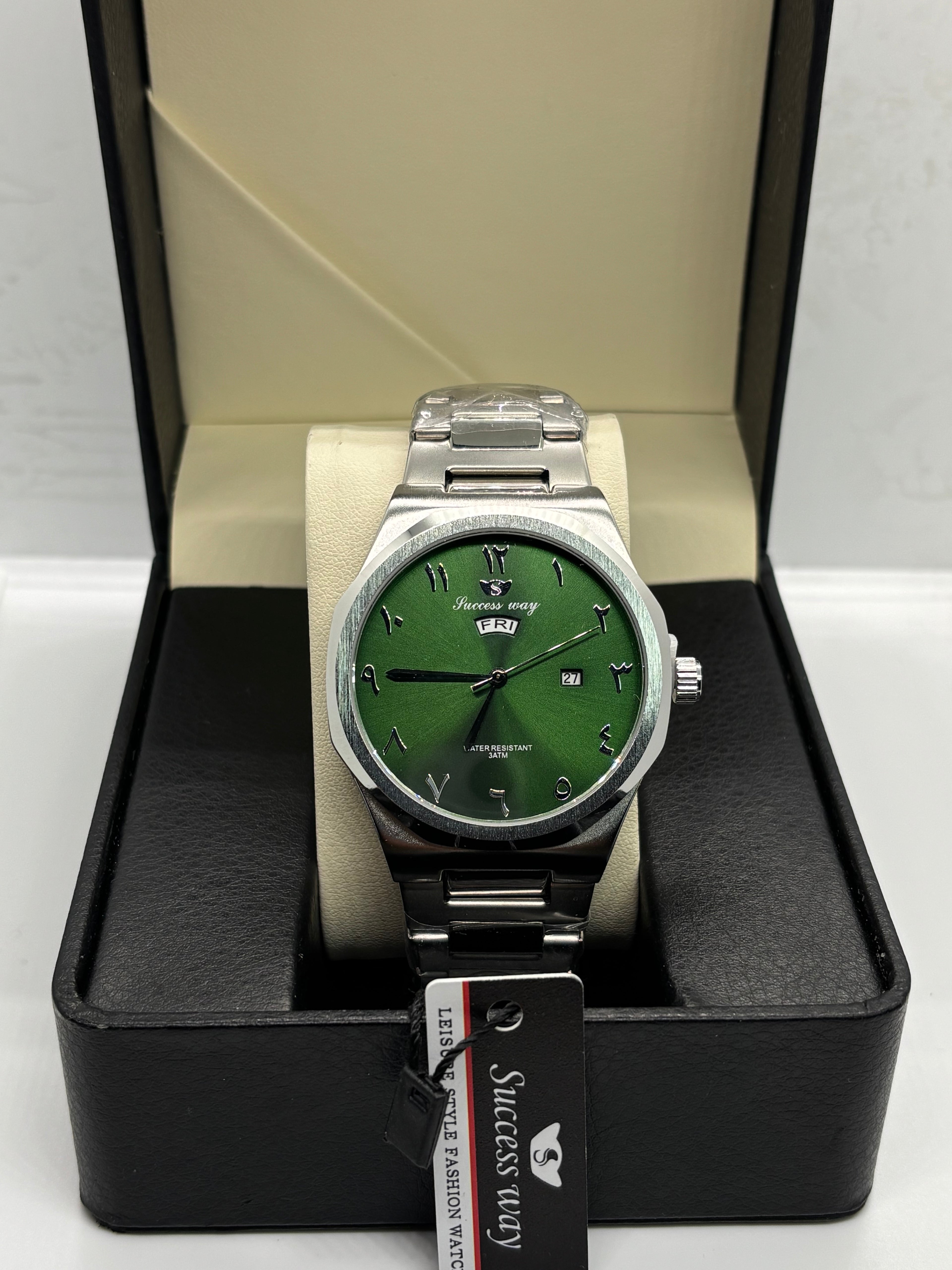Success Way Stainless-Steel Classic Wristwatch – Green Arabic Dial | Day-Date Display | Elegant Polished Bracelet